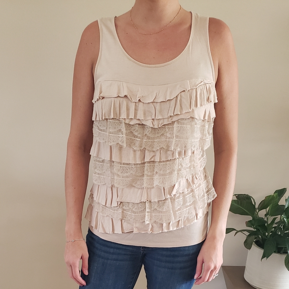 Ann Taylor ruffled and lace cream tank top, size medium